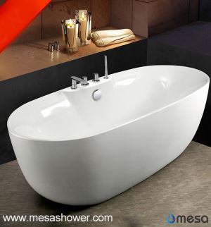 Nútíma, einfaldur, nýkominn, frítími, sporöskjulaga, acryl tub með blöndunartæki